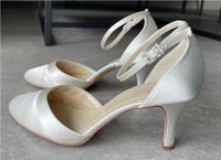 Brautschuhe Rainbow Club Amanda 38,5/5 Ivory Satin Nordrhein-Westfalen - Gelsenkirchen Vorschau