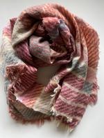 Épice Schal unisex Wolle Rosa Beige Mehrfarbig Print 180 X 63 cm Hessen - Mörfelden-Walldorf Vorschau