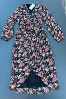 Kleid knielang Mango schwarz floral Rosen M Feier Hochzeit Baden-Württemberg - Ostfildern Vorschau