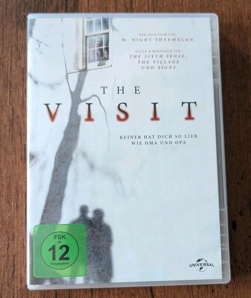 DVD The Visit - keiner hat dich so lieb wie Oma und Opa in Würzburg