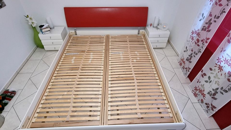 Bett in Überlänge 1,80 x 2,20m + Lattenroste (Matratzen optional) in Mülheim (Ruhr)