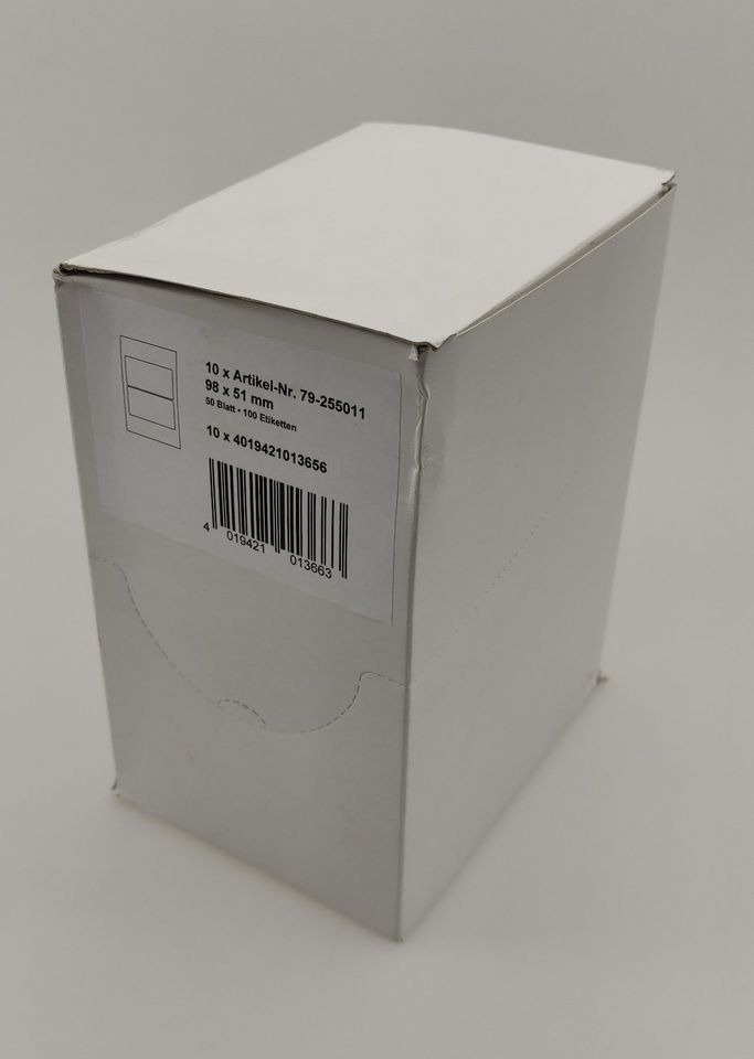 300 Packungen Haftetiketten 98x51mm, Restposten Paletten Großhandelwaren kaufen in Tanna