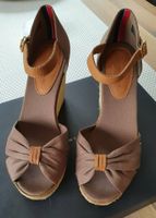 Tommy Hilfiger Sandalette braun Gr. 39 Rheinland-Pfalz - Oberhonnefeld-Gierend Vorschau