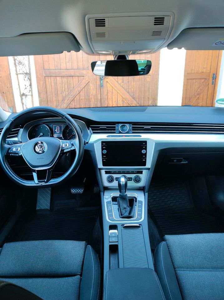 VW Passat 2.0 TDI in Schrobenhausen