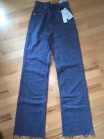 Zara Wide Leg High Rise Jeans Gr. 32 NEU Lila Nordrhein-Westfalen - Kreuztal Vorschau