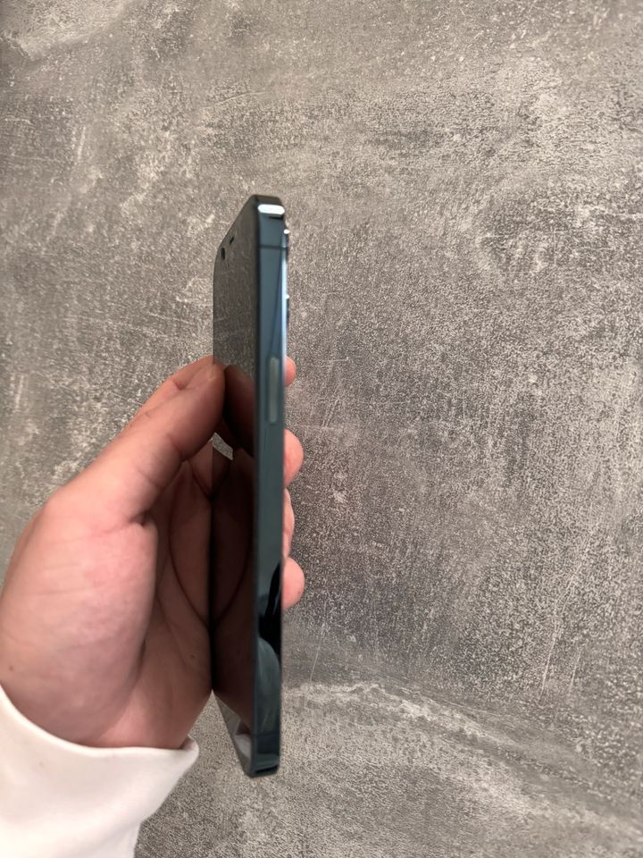 Perfektes IPhone 12 Pro Max: Kratzfrei und wie neu! 128Gb in Bottrop