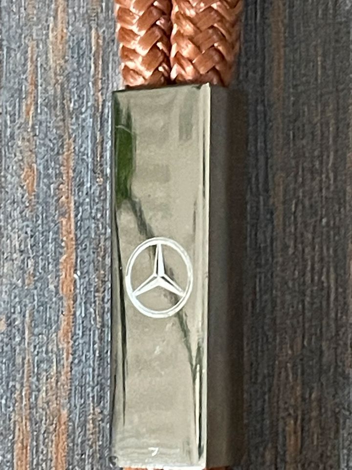 Mercedes Benz Schlüsselbänder in Frankfurt am Main