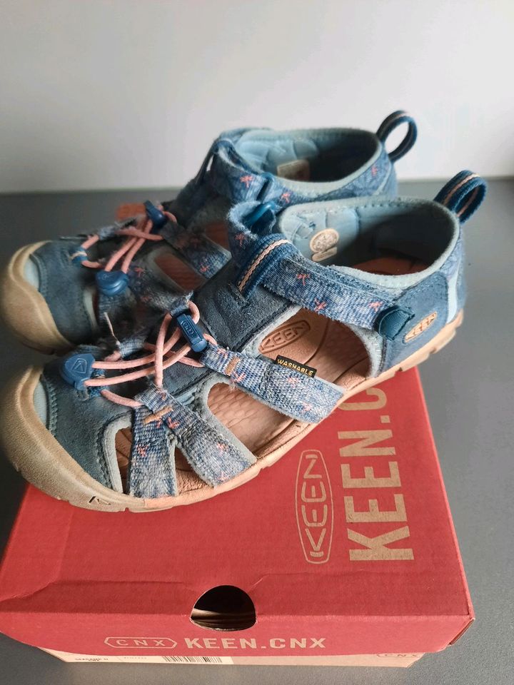 Keen Seacamp II CNX Sandalen Gr. 36 in Wetzlar