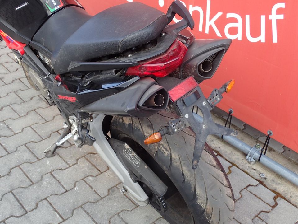 Aprilia Shiver 750 ABS Unfallschaden in Mantel