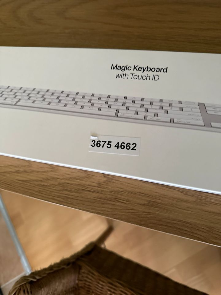 Apple Magic Keyboard mit Touch ID - Tastatur in Weißenbrunn Kreis Kronach