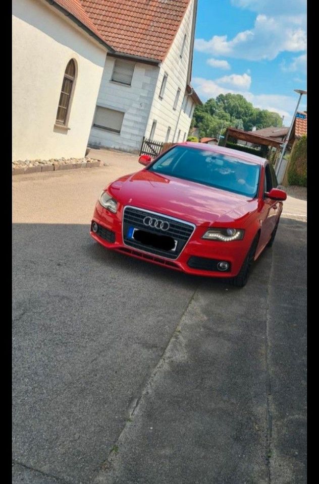Audi A4 2.0 TDI 136 PS 19 ZOLL in Rot an der Rot