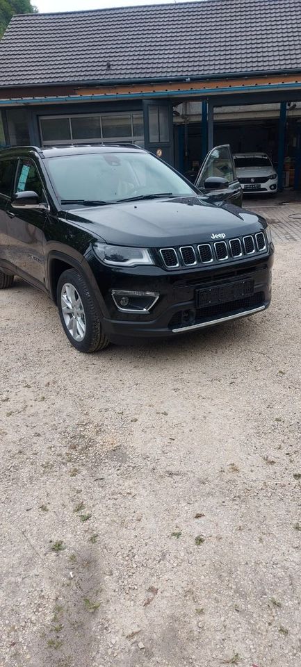 Jeep Compass 1.3 T-GDI I4 110kW Limited DCT Limited in Konstanz