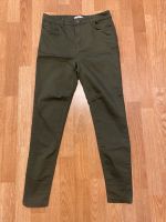 DF Young Hose Größe 38 khaki Damen High Rise Super Skinny Baden-Württemberg - Heilbronn Vorschau