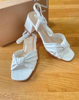 Linzi Absatzschuhe Sandalen Größe 40 ungetragen Bayern - Waldkirchen Vorschau