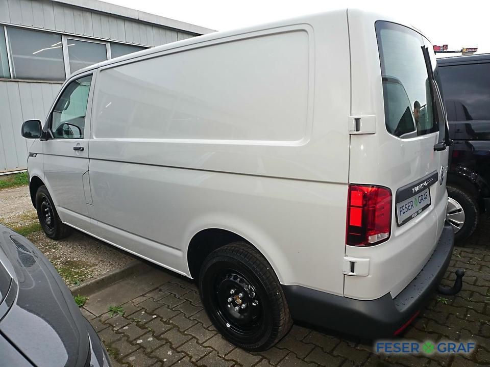 Volkswagen T6.1 Transporter Kasten 2.0 TDI AHK 4Season DAB+ in Erlangen