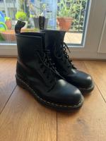 Dr. Martens schwarz glattes Leder (ungetragen) Hannover - Döhren-Wülfel Vorschau