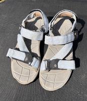 Jack Wolfskin Trekkingsandalen hellblau 37 Köln - Porz Vorschau