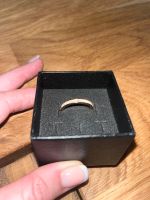 Roségolder Ring von Fossil, getragen mit Zirkonia Steinen Nordrhein-Westfalen - Bottrop Vorschau