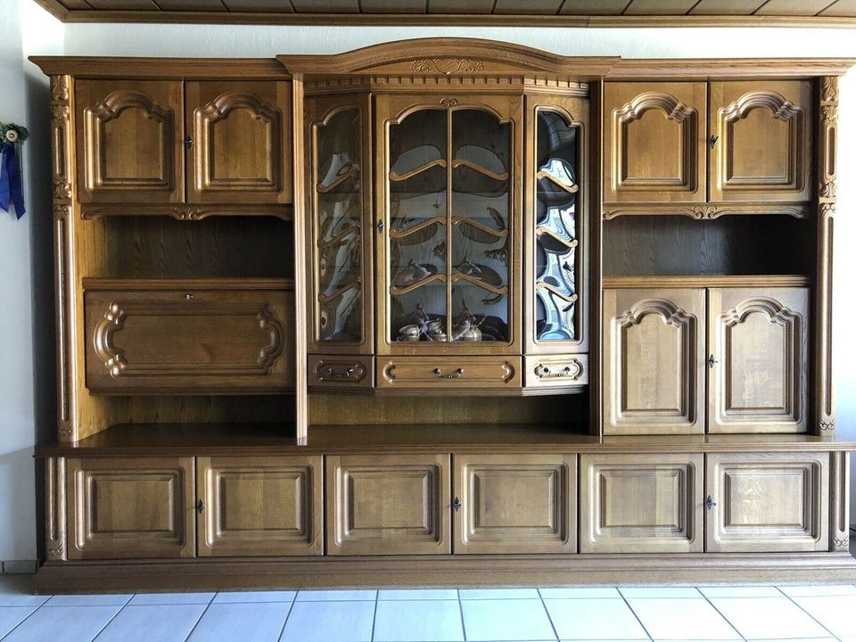 Wohnzimmerschrank + TV-Schrank + Wohnzimmertisch in Recklinghausen