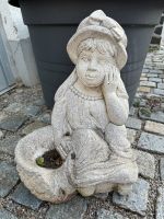 Alte steinfigur beton mädchen Gartenfigur 40 cm Bayern - Buchloe Vorschau