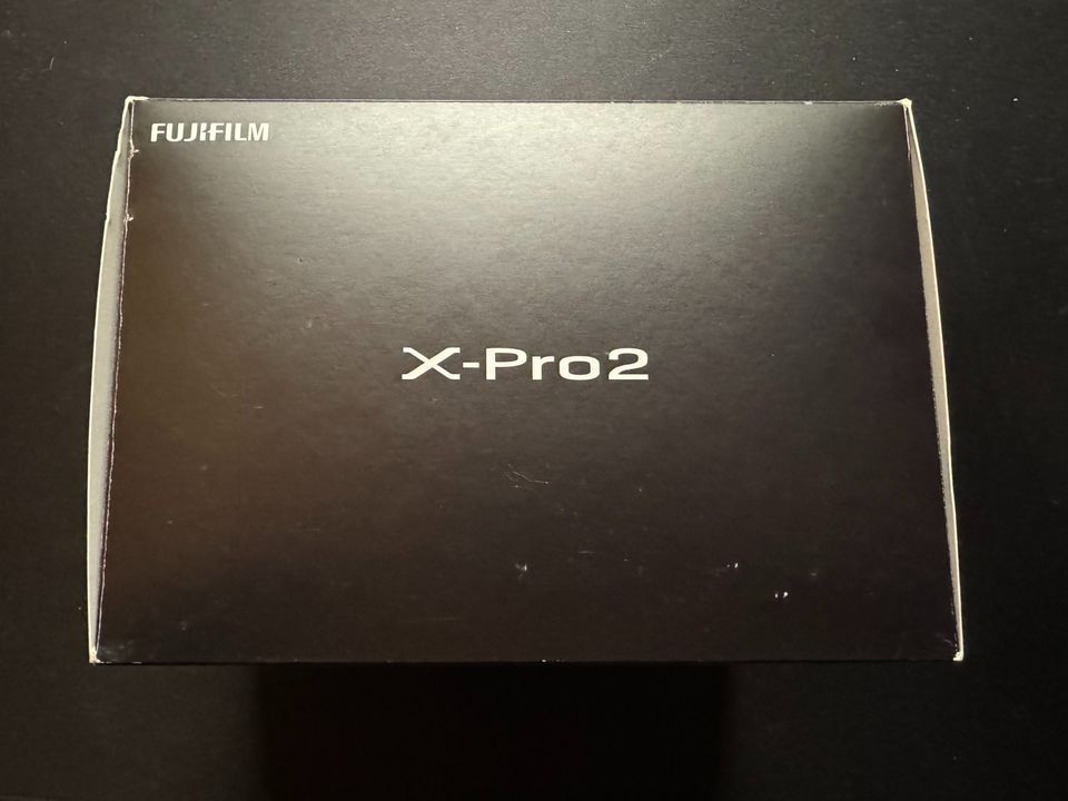 Fujifilm X-Pro 2 (wie neu) + Zubehör in Essen