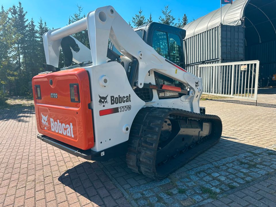 BOBCAT T 770 Kompaktlader Raupenlader Raupe Mulcher HIGH FLOW in Teterow