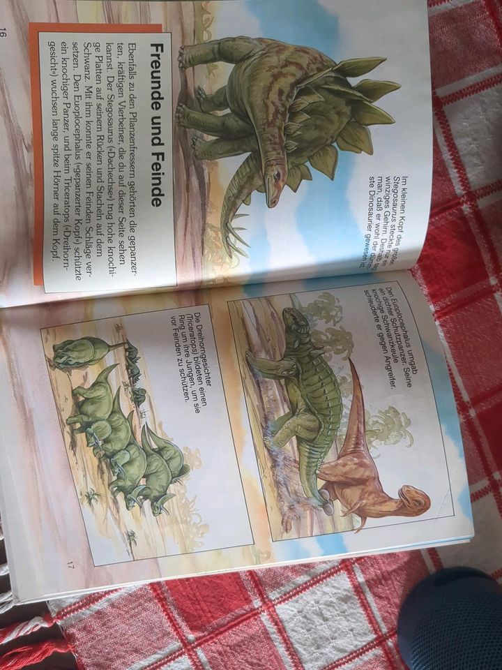 Dinosaurier Buch in Leipzig