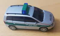 Wiking 1:87 Polizei - VW Touran 1042832 Nordrhein-Westfalen - Lienen Vorschau