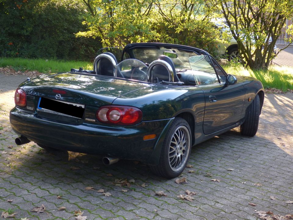 Mazda MX5 NB FL 1,8L, 146PS, Nardi – Paket, Rostfrei, Cabrio, in Neuss