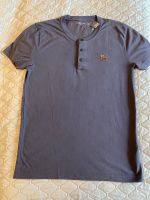 Abercrombie & Fitch T-Shirt mit Knöpfen in Gr. S dunkelblau Neu Hessen - Bad Vilbel Vorschau