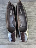 Pumps von Ara, dunkelbraun, Krokoprägung, Gr, 5 H (38) ungetragen Baden-Württemberg - Rottenburg am Neckar Vorschau