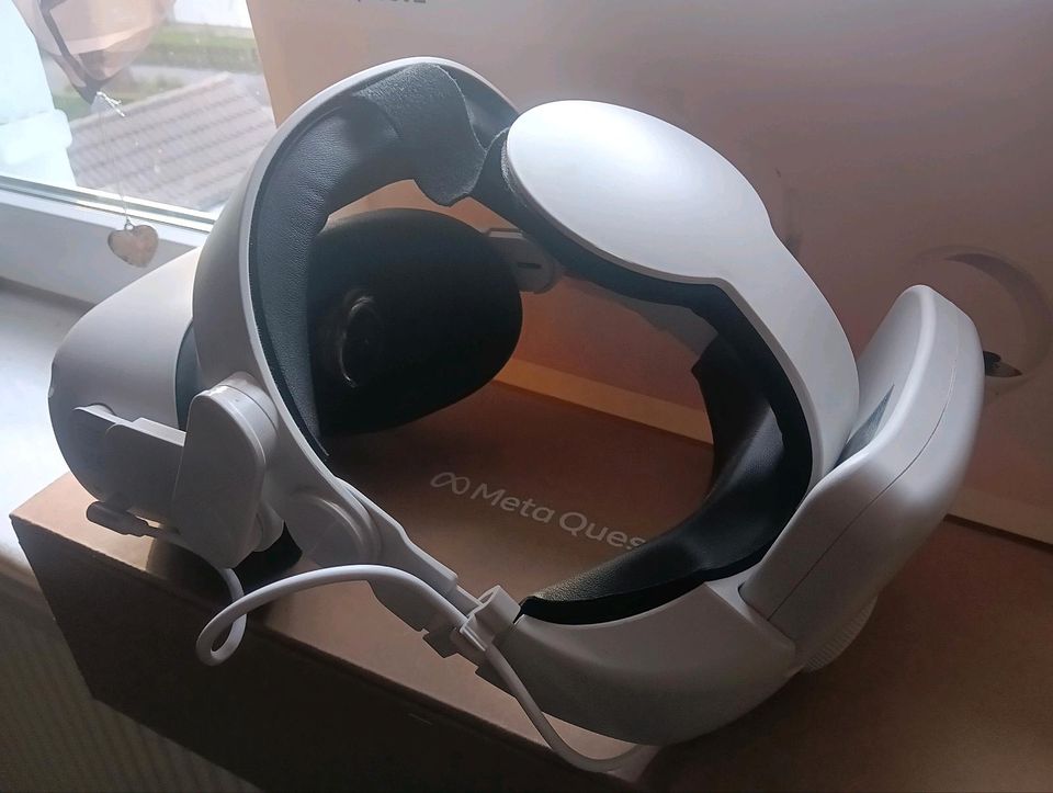 VR Brille Meta Quest 2 , Spielekonsole in Plettenberg