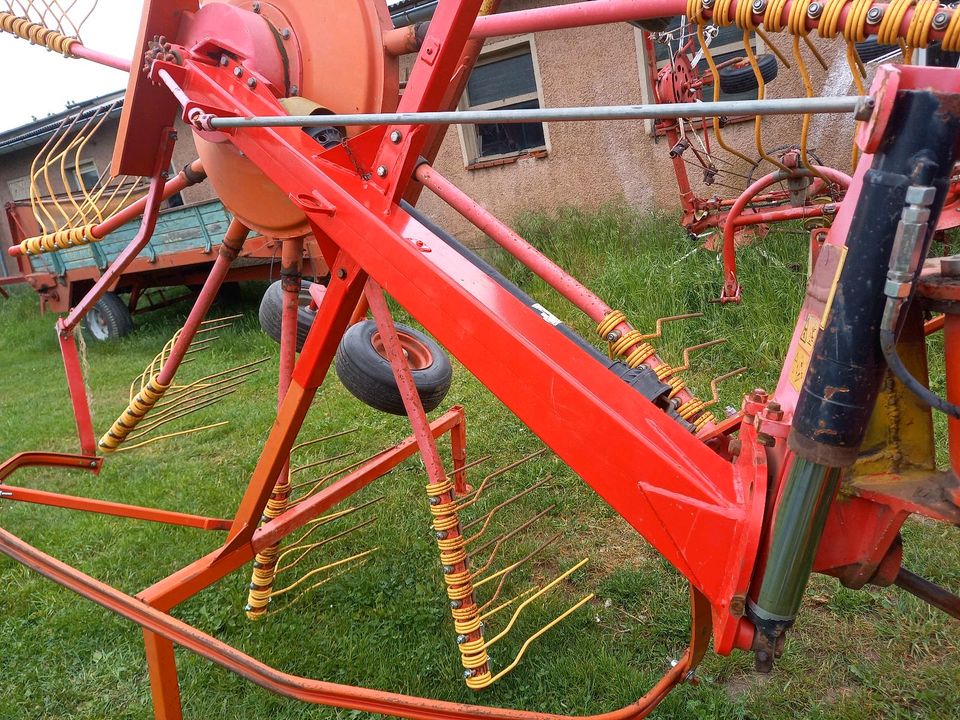 Schwader Kreiselschwader Ziegler 470 DH Niemeyer in Mittweida