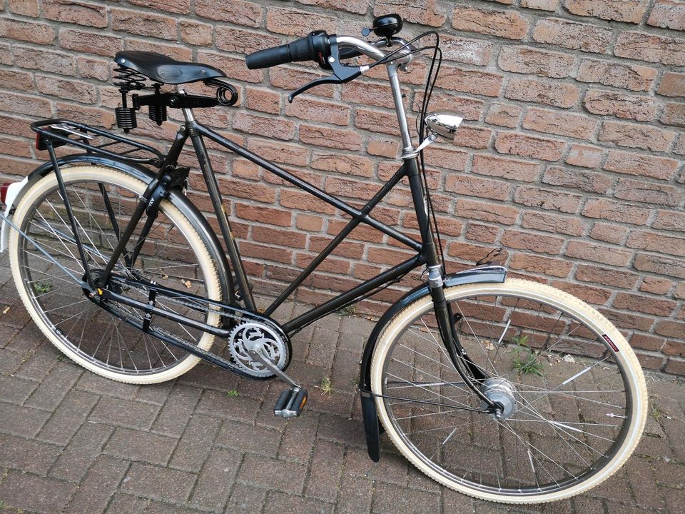 Pastorfiets / Baujahr 1950 / Restauriert / 7 Gang / Nabendynamo in Meerbusch