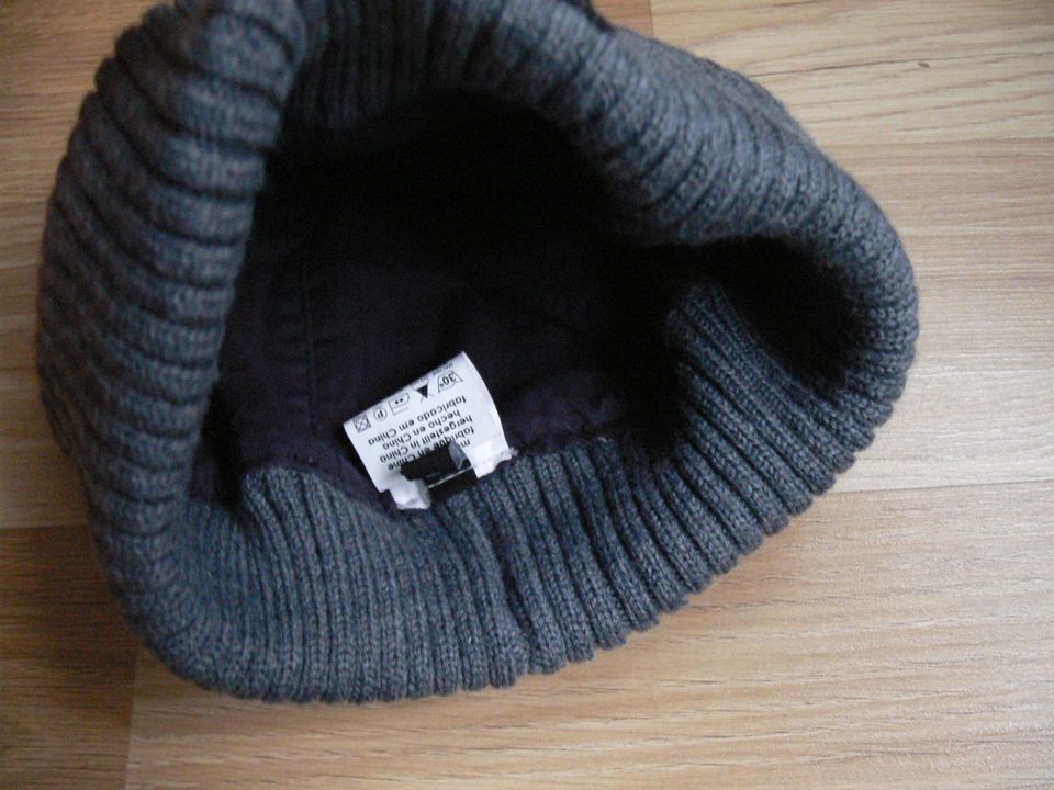 Calvin Klein Jeans, CK Jeans Mütze, Beanie, Wollmütze Gr.104 in Velbert