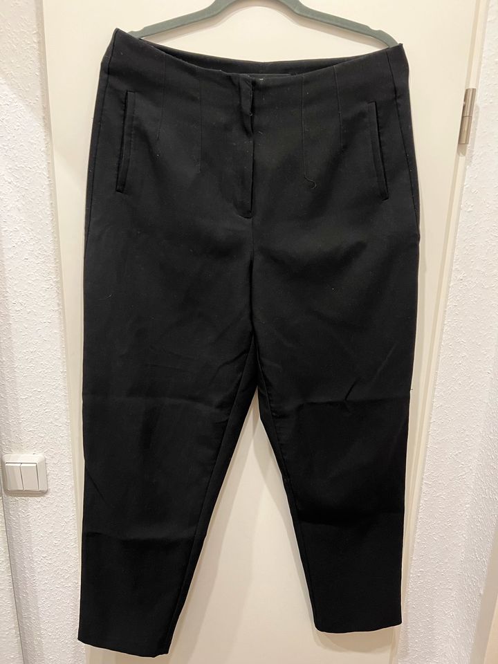 Schwarze stoffhose loose fit, L, Vero Moda, Zara in Bochum