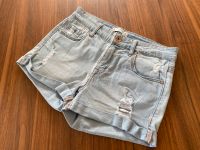 Pull & Bear Jeans short Damen cut outs used zerrissen XS 34 24 Nordrhein-Westfalen - Hagen Vorschau