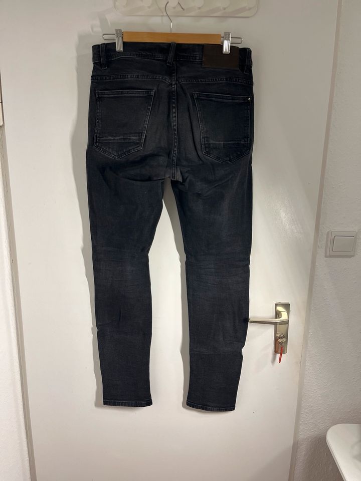 ZARA Hose Jeans Größe 40 in Schwarz in Mainz