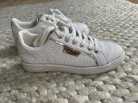 Guess Sneaker 'FL7BAN Ele 12' weiß, Gr.36 Niedersachsen - Schneverdingen Vorschau