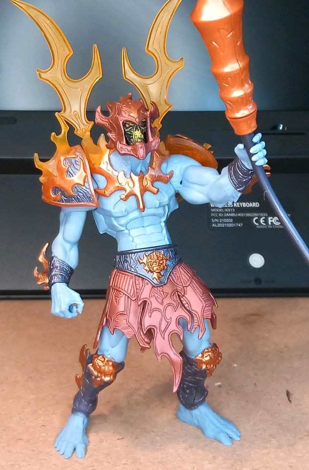 Fire Armor Armour Skeletor Masters Universe motu 200x in Heidelberg