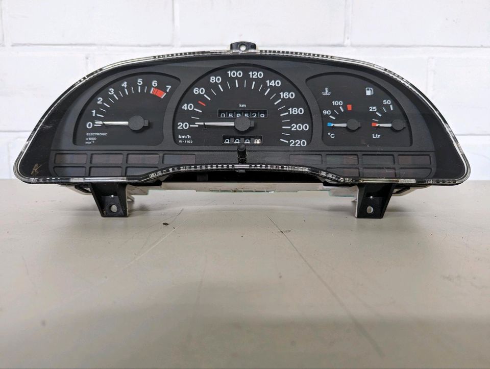 Opel GM Astra F Kombiinstrument Tacho Analog 58.529 in Delmenhorst