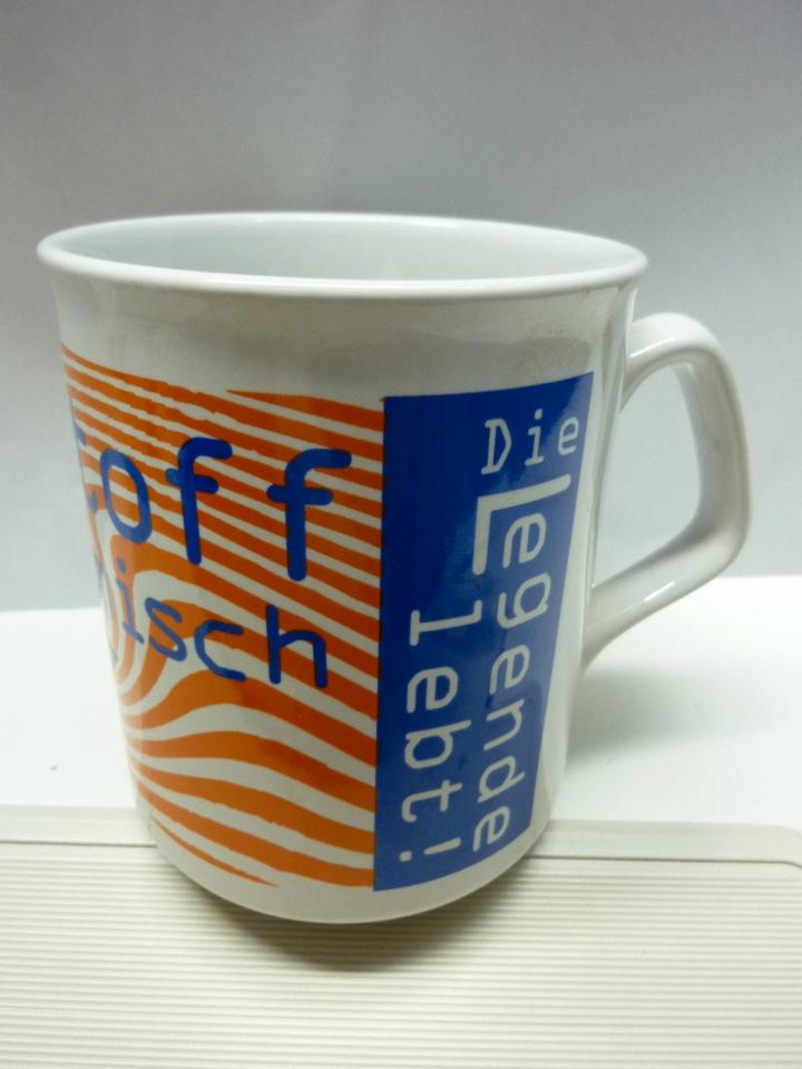 Trabant Tasse:„Die Legende.“ u.Berlin:„East Side Gallery“,jeStück in Bad Kreuznach