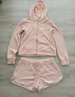 H&M Sport Set Kurze Hose und Zipper Jacke Größe S Nicky Rose Baden-Württemberg - Ehingen (Donau) Vorschau