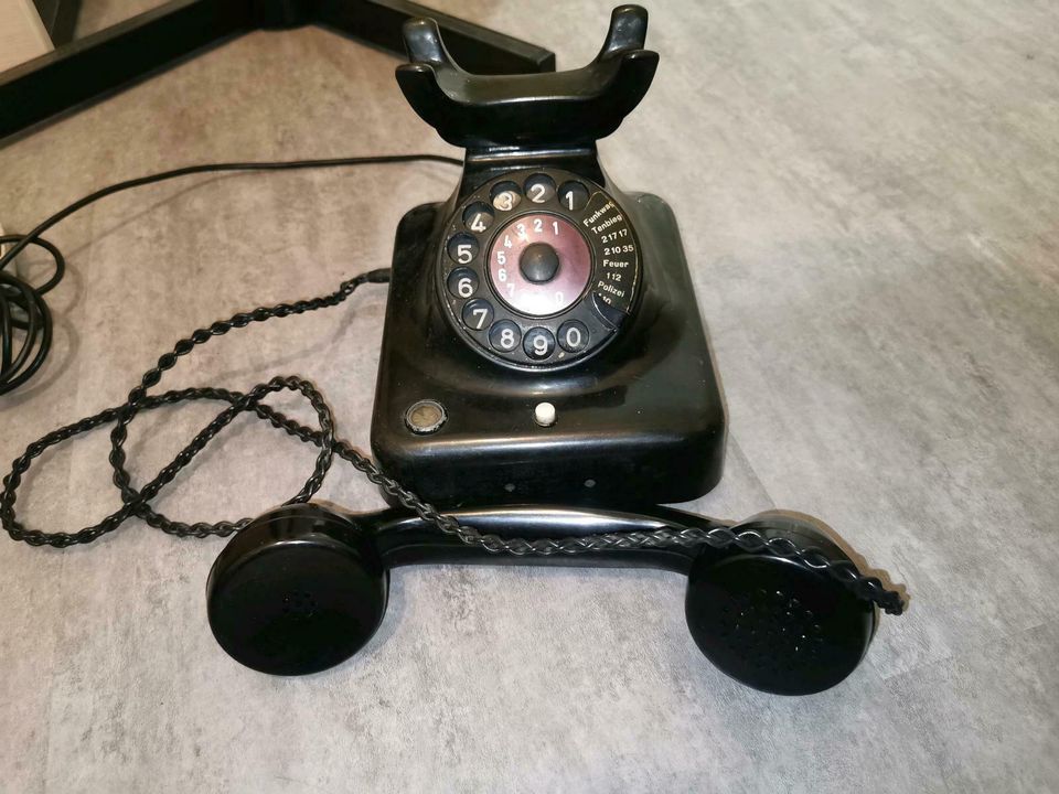 Siemens  FG Sk 54 tist 6a Bakelit Telefon 1954 Schwarz DDR Deko in Dinslaken