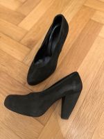 COS schwarze Leder High Heels Düsseldorf - Oberkassel Vorschau