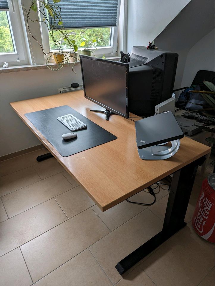 Schreibtisch in Düsseldorf