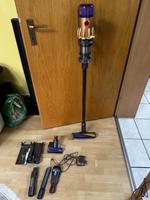 Dyson V12 Neuwertiger  Zustand Nordrhein-Westfalen - Tönisvorst Vorschau
