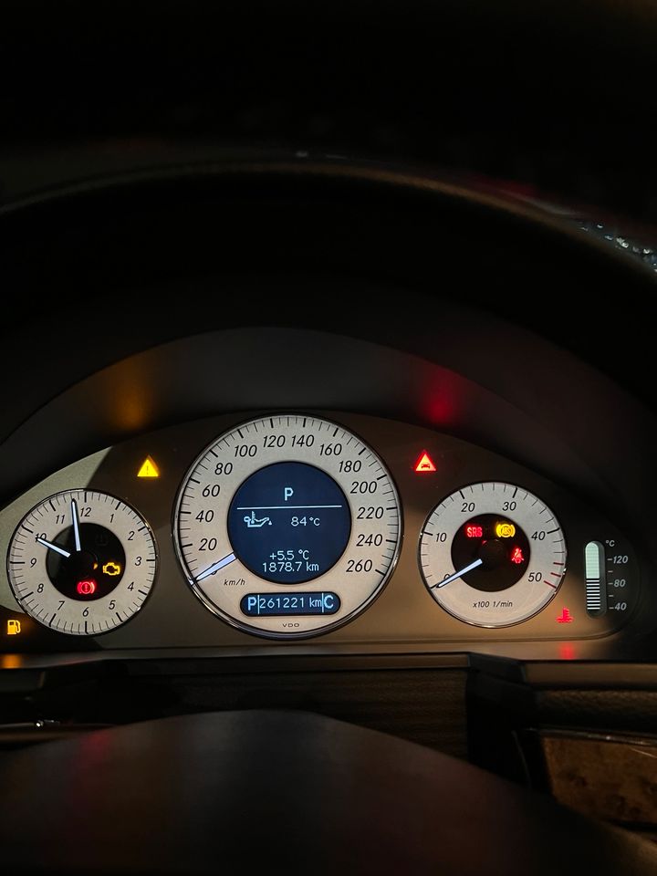 Mercedes Benz E 280 CDI | Ölkühler neu in Gütersloh