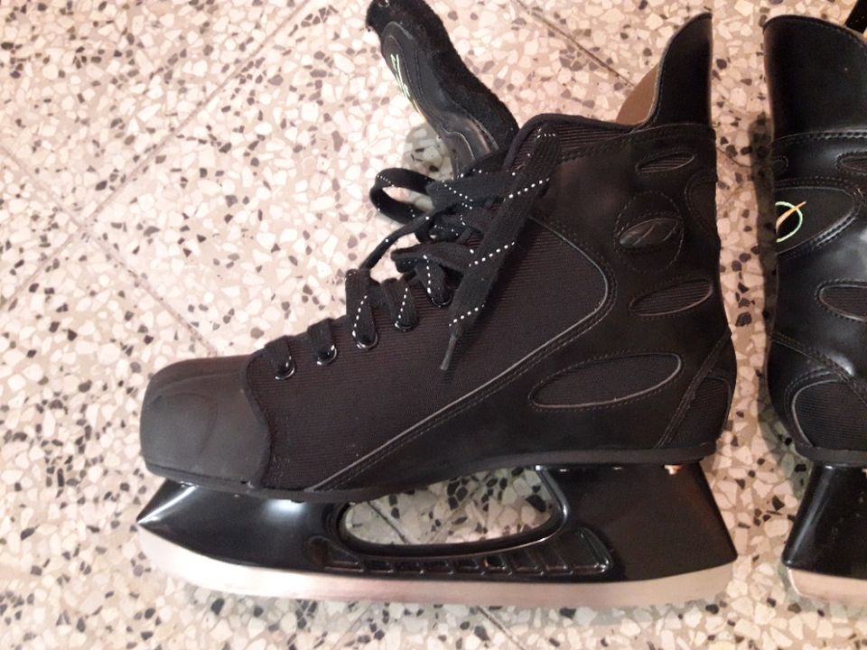 Eishockey Schlittschuhe Nike Air Zoom Black Gr. 45 NEUWERTIG in Zwiesel