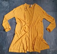 H&M DIVIDED Strickjacke Jacke Ocker Senffarbe Gr. S Top Zustand Friedrichshain-Kreuzberg - Kreuzberg Vorschau